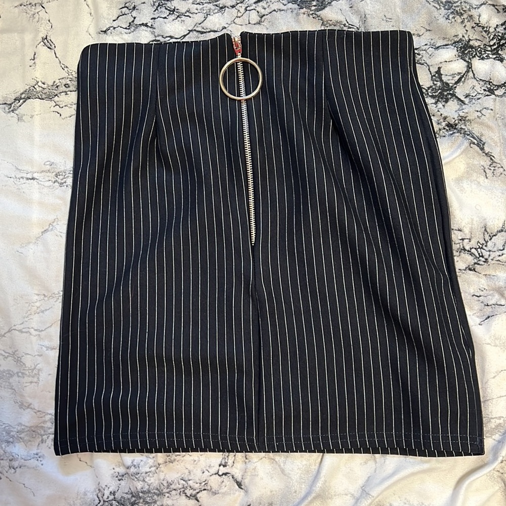****Matching set! - Picture 4 of 5